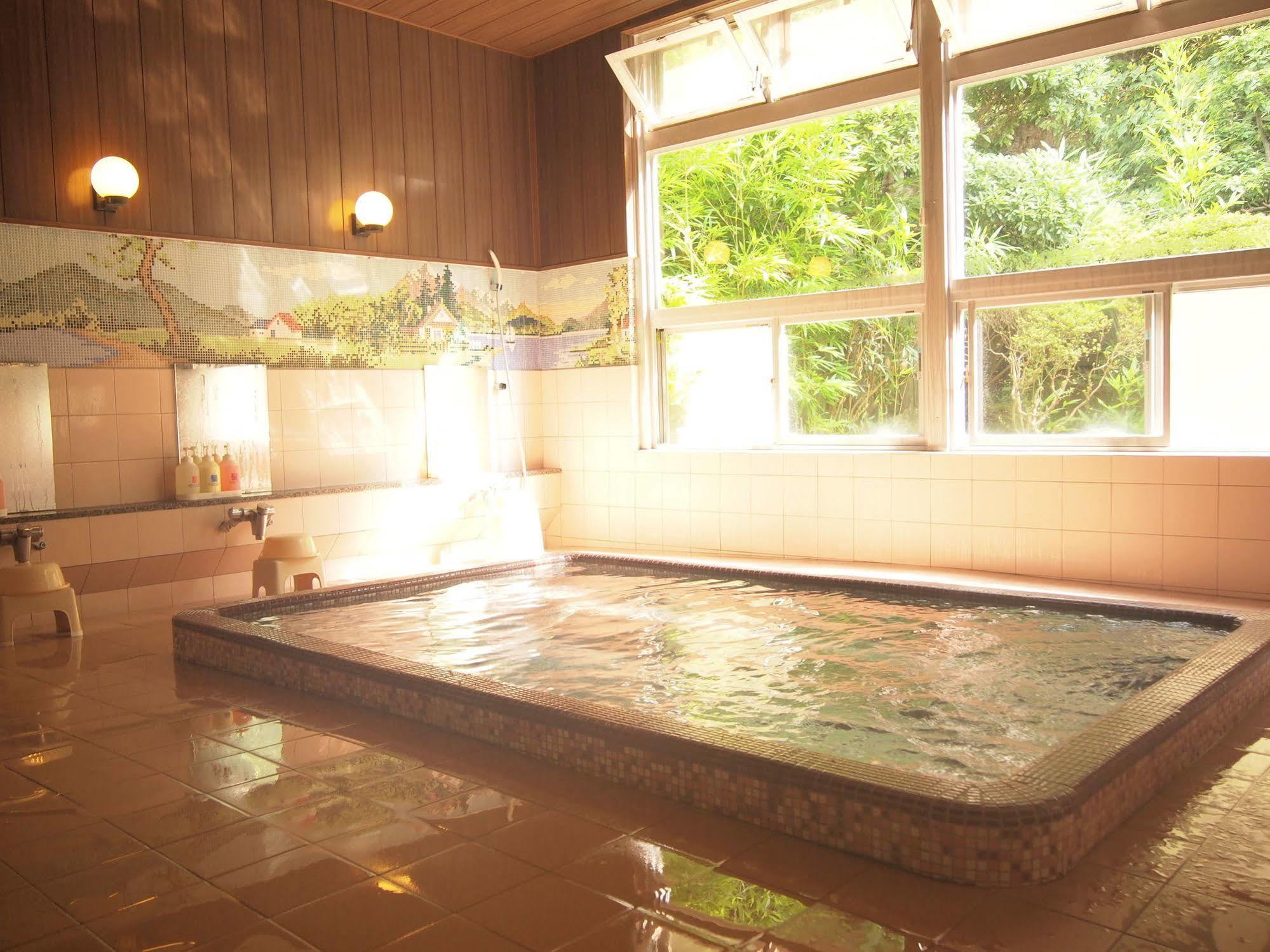 Yourou Onsen Honkan Onomicsi Kültér fotó