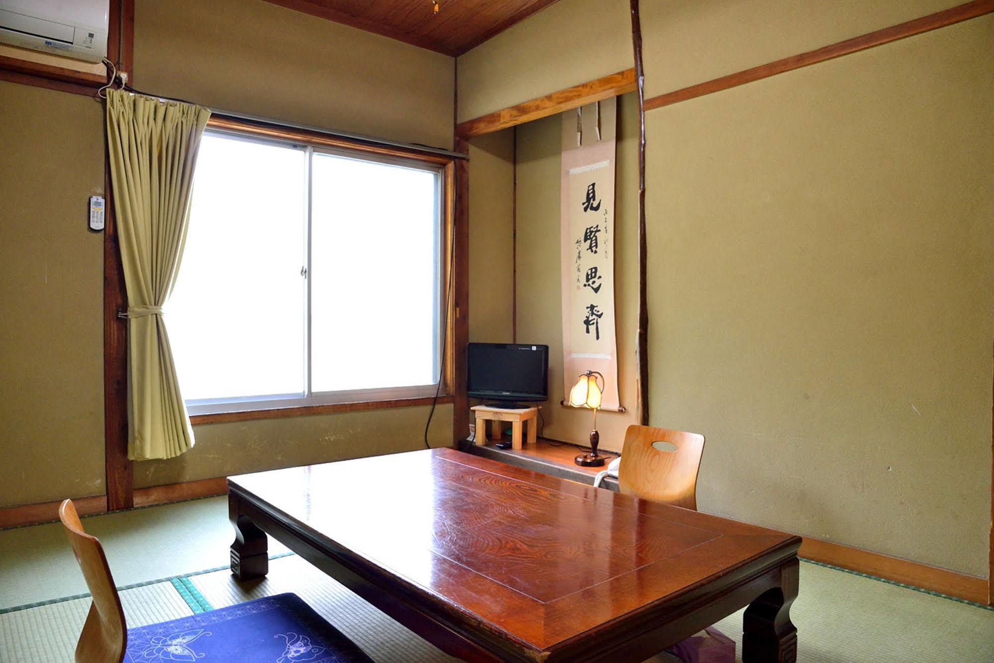 Yourou Onsen Honkan Onomicsi Kültér fotó